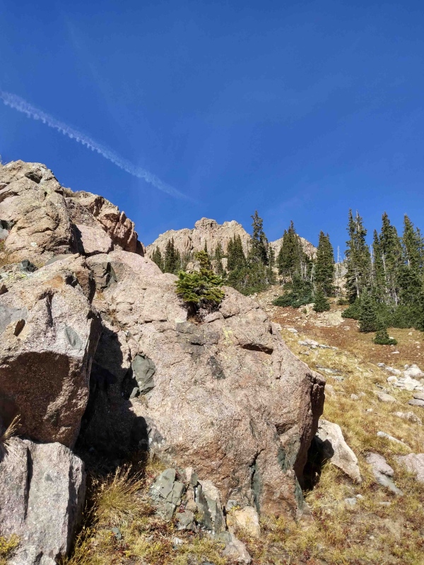 Rock formations along Gore Trail 22898_01