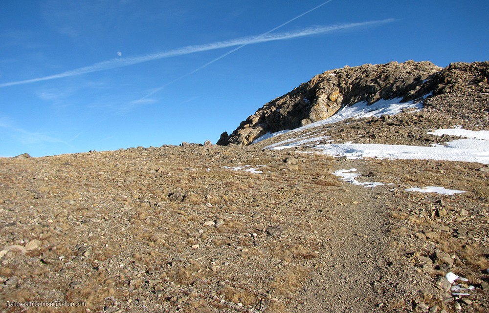 36_201201210859037_l.jpg
